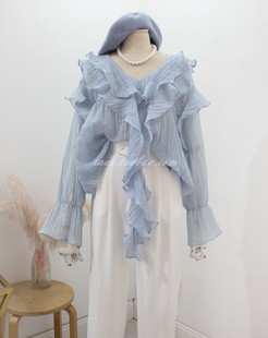 婴儿蓝娃娃衫2024春夏女装，法式浪漫荷叶边v领宽松温柔超仙的上衣