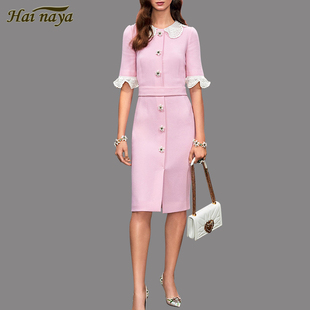 海纳亚2023春夏时尚名媛，气质圆领粉色，修身显瘦中袖包臀连衣裙