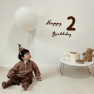 浅棕色森系小清新宝宝周岁，生日布置装饰背景墙装扮场景气球用品