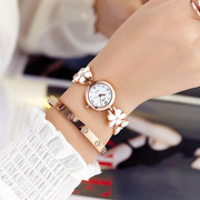 品牌韩版时尚五叶花钢带手表女款手镯时装表学生手链女士石英手表