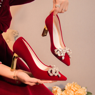 红色婚鞋女秋冬粗跟秀禾婚纱两穿中式新娘高跟鞋高级感不累脚