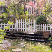 防腐木栅栏花园菜园护杆隔断围栏，田园小木桩篱笆花圃围墙户外庭院