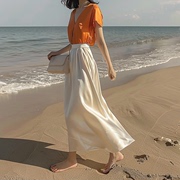 白色稠面半身裙女夏季2024A字裙中长款白裙缎面沙滩度假裙