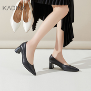卡迪娜春季上班纯色真皮粗高跟单鞋时装鞋女KS231531