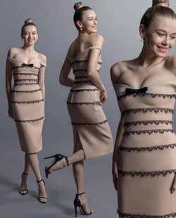 泰国潮牌小众设计修身显瘦包臀一字领露肩蕾丝拼接礼服连衣裙