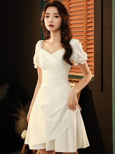 2024白色洋装小礼服裙轻奢名媛气质赫本风伴娘服女平时可穿