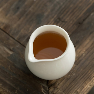 白瓷公道杯大号日式手持陶瓷，家用简约功夫茶具茶分茶器公道壶公杯