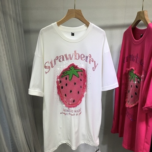 欧货重工烫钻T恤女可爱草莓宽松圆领中长款短袖上衣夏季百搭体恤