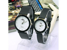 Las importaciones coreanas de amantes de la moda caliente ver par cinturón negro reloj tesorero movimiento recomendado [56159]