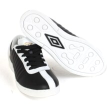 �˶�ЬƷ��[ Umbro/�� ]