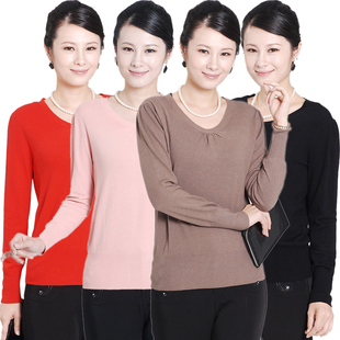  中老年秋冬装女针织衫 妈妈装圆领打底衫纯色 中年羊毛衫女