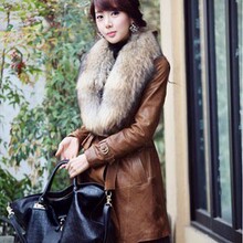韩版pu皮衣外套女款2011新奢华可拆真貉子毛领皮大衣夏达款<span class=H>hm</span>皮衣