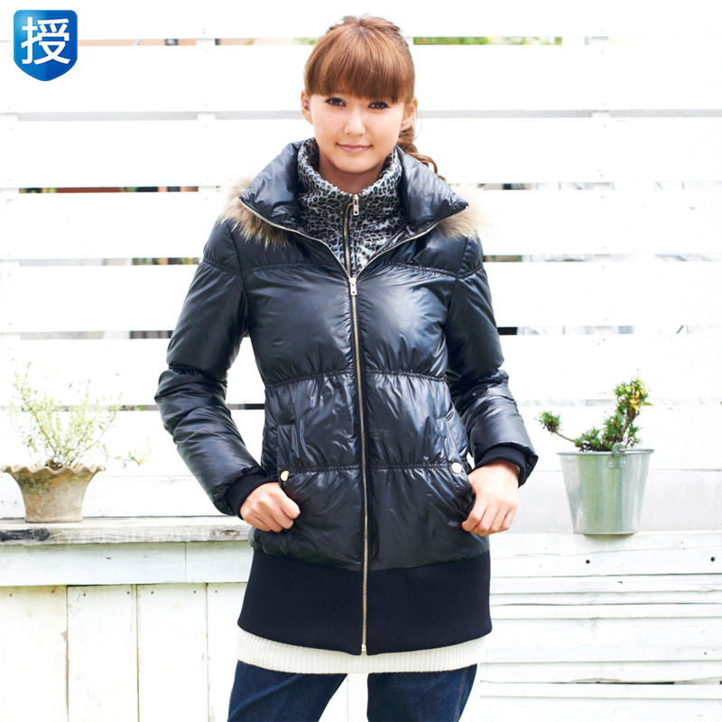 Goelia/<span class=H>歌莉娅</span>1CJ8C41W 真毛长袖带帽羽绒服 米兰多格X