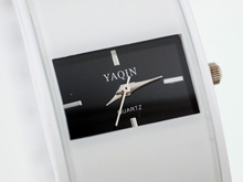 De cuello blanco de la marca de moda favorita relojes genuinos contra Yaqin blanco reloj pulsera cuadrado
