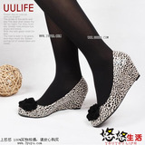 UULIFE09抢先特价56/舍宾女生 绒布/休闲鞋/女鞋/坡跟/豹纹/白色