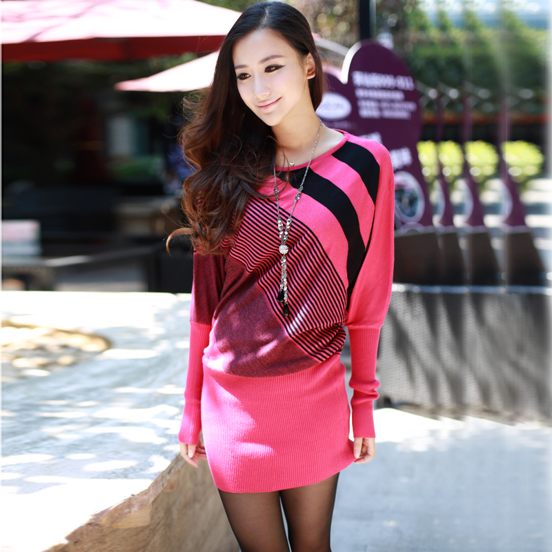 宽松针织衫条纹中长...