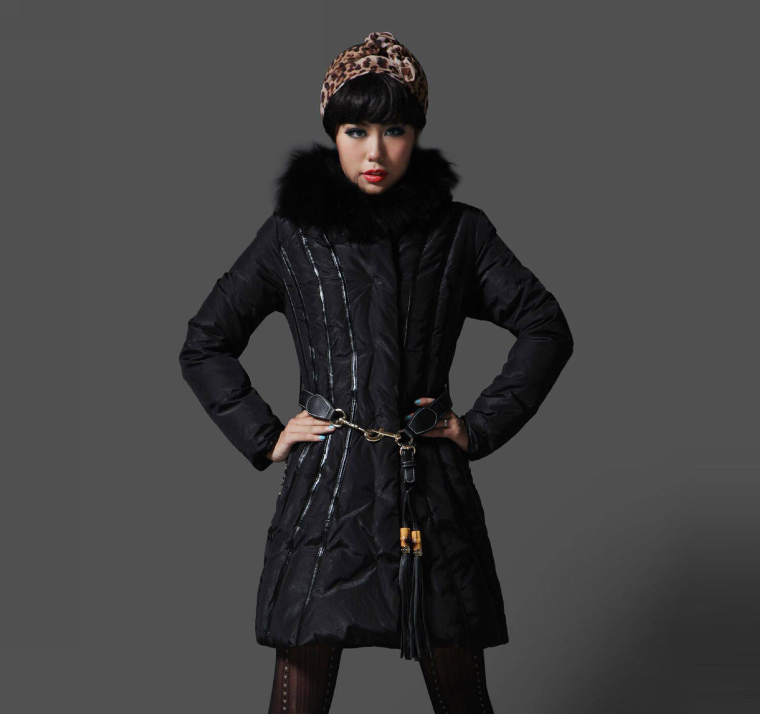 1212全民疯抢本心新款女时尚休闲女羽绒服貉子毛领流苏中长款F13