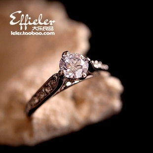  #大乐良品#八箭八心四爪镶嵌独钻 戒指 仿真 婚戒