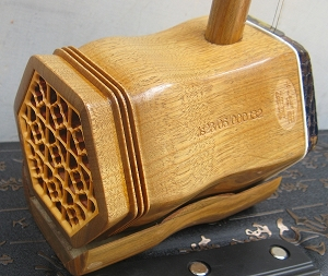 Setting sun refined Green Tan Gudiao Suzhou Erhu fiddle Erhu fiddle Pray for good luck and secluded evil Scentedin the Musical Instruments/Guitar/Piano/Fitting , Folk instruments , Ethnic stringed instrument , Erhu category - from Buy2taobao.com to provide professional Taobao agent buy service
