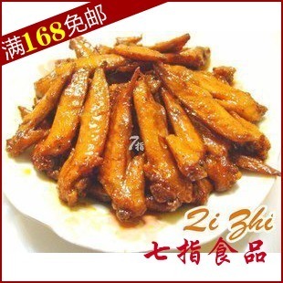  蜀味私房菜！无防腐剂 无色素 天然美味，七指.秘制鸡翅尖！200克