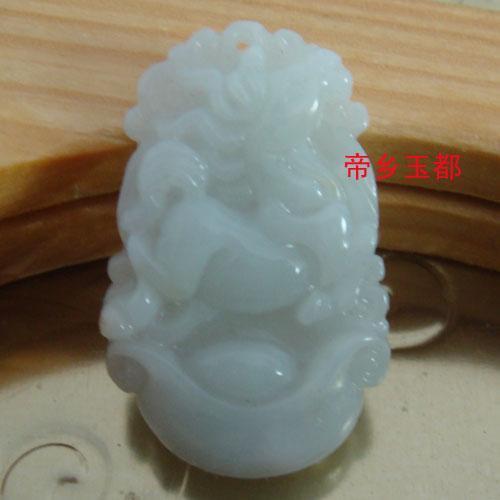 开光正品生肖羊随身吉祥物生肖贵人翡翠马 招贵人旺人缘增运势在类目 珠宝/钻石/翡翠/黄金, 翡翠(新), 颈饰中 - 来自Buy2taobao.com提供专业的淘宝代购服务