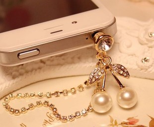 手机防尘塞吊坠金属，流苏珍珠饰品，可爱樱桃挂件气质萌三星配件