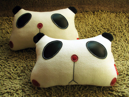 #陈幸福<span class=H>创意家居</span>*全新舒适质感 熊猫汽车头枕！一对哦！