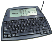 好评如潮 AlphaSmart Dana  为撰稿人和学生打造的PDA怪物