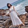 奈良白色连衣裙海边度假波西米亚长裙高腰，沙滩裙2023三亚旅行裙子