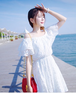 2020韩版大码性感露肩一字领蕾丝减龄收腰显瘦气质淑女连衣裙