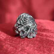 钛钢戒指花朵骷髅头男女情侣戒指，订婚定情另类朋克潮牌不锈钢指环