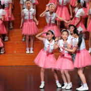 儿童大合唱表演服演出服小学生初中生朗诵服舞台粉色集体舞蹈