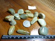 4753新疆和田玉龙喀什河和田玉青玉籽料原石1cm以上150g偏白色