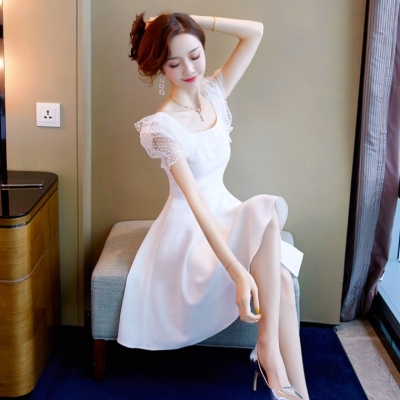 仙女裙子超仙短款女2020年夏季气质小个子白色蕾丝礼服连衣裙
