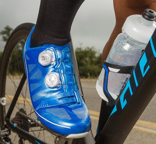 giant捷安特surge碳纤维锁鞋透气公路自行车车鞋骑行鞋，男士单车鞋