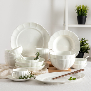 家用个性创意盘子碗组合套装欧式简约陶瓷碟子菜盘北欧西餐牛排盘