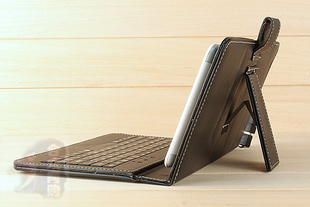 普耐尔momo11小鸟版极速版，9.7寸平板电脑，键盘皮套支架送otg