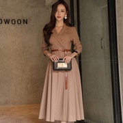 2018秋装女韩版OL气质西装领长袖收腰显瘦中长款荷叶边连衣裙