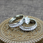 欧美时尚钛钢情侣戒指一对男女，镶钻对戒不锈钢，锆石钻戒结婚戒子