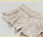 外单金丝线(金丝线)织锦的米色休闲热裤(短裙裤，)褶皱a字型-s号(腰围65cm