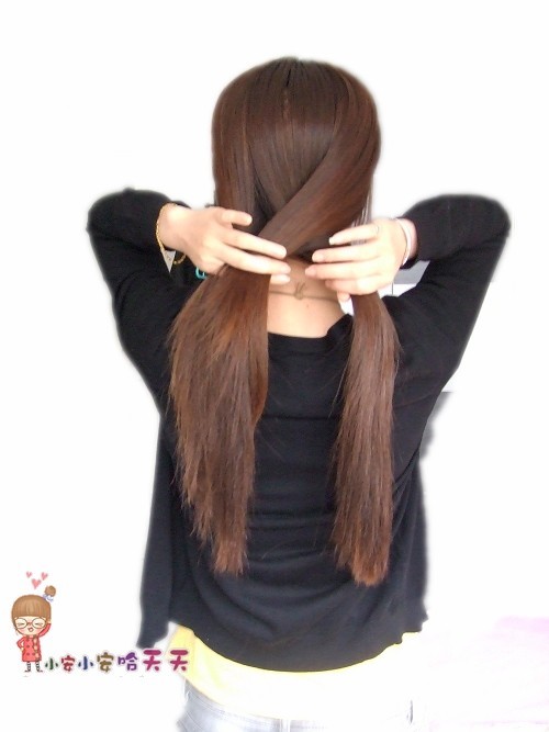 <em>怎样扎发型</em>小安教你快速由长发变身BOBO头_