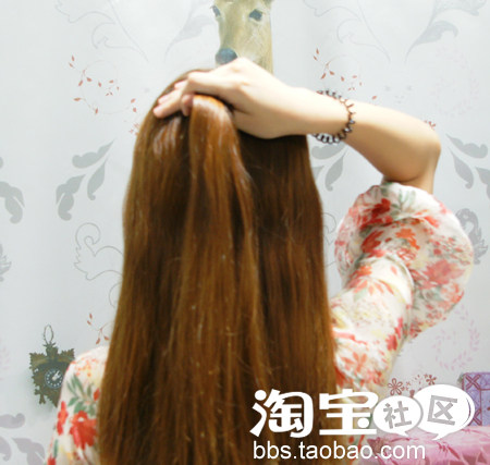 怎样<em>梳漂亮的头发</em>梳头美发女王又现江湖,反式