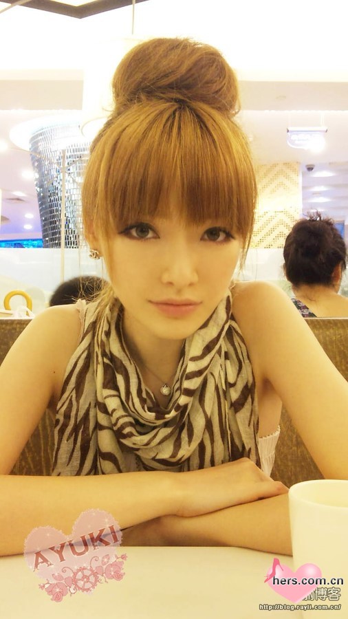 <em>发型</em>设计跟我学丸子头<em>发型</em>设计 人见人爱 - ax