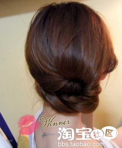 回<em>适合</em>高中<em>女生</em>的发型头率百分百1分钟打造3
