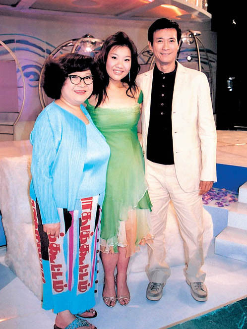 橄榄油护肤郑少秋和肥姐的女儿郑欣宜减肥日记