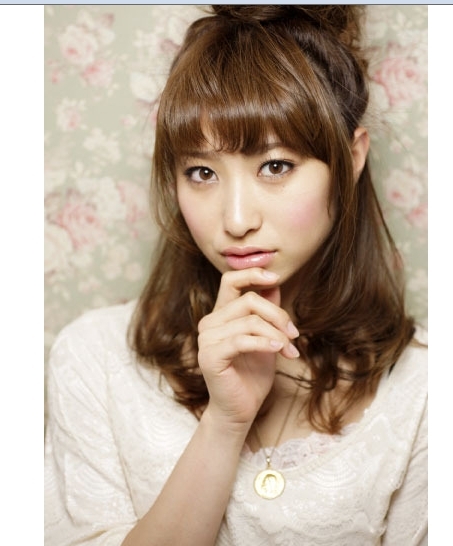 好看的女<em>学生发型</em>新一周超简<em>盘发</em>DIY_ja4mr8