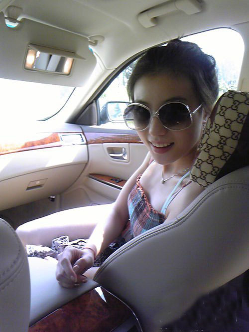 <em>网络</em>红人90后<em>清新</em>泳装<em>美女</em>模特图片自然素颜