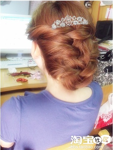 美发达人做示范,美丽一夏很<em>简单</em>!好看的<em>短头发</em>